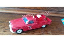 peugeot 403 kit résine tout monté eligor avec echelle 1/43 rare