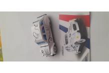 MAJORETTE citroen 2cv blanche paris avec sa carte 1/64